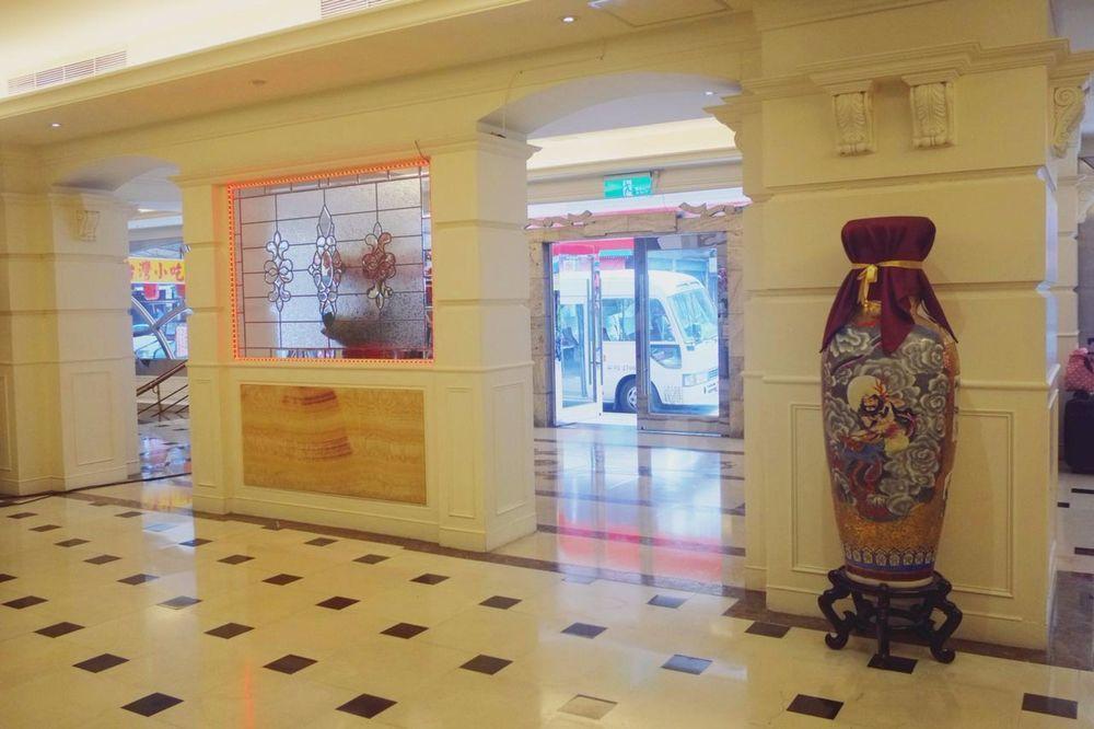 Onetel - Ximen Hotel Zhonghe  Exterior photo