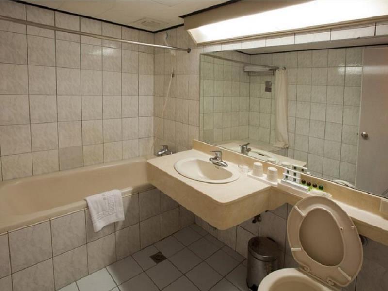 Onetel - Ximen Hotel Zhonghe  Exterior photo